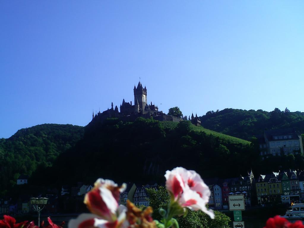Haus-Anka Hotel Cochem Luaran gambar