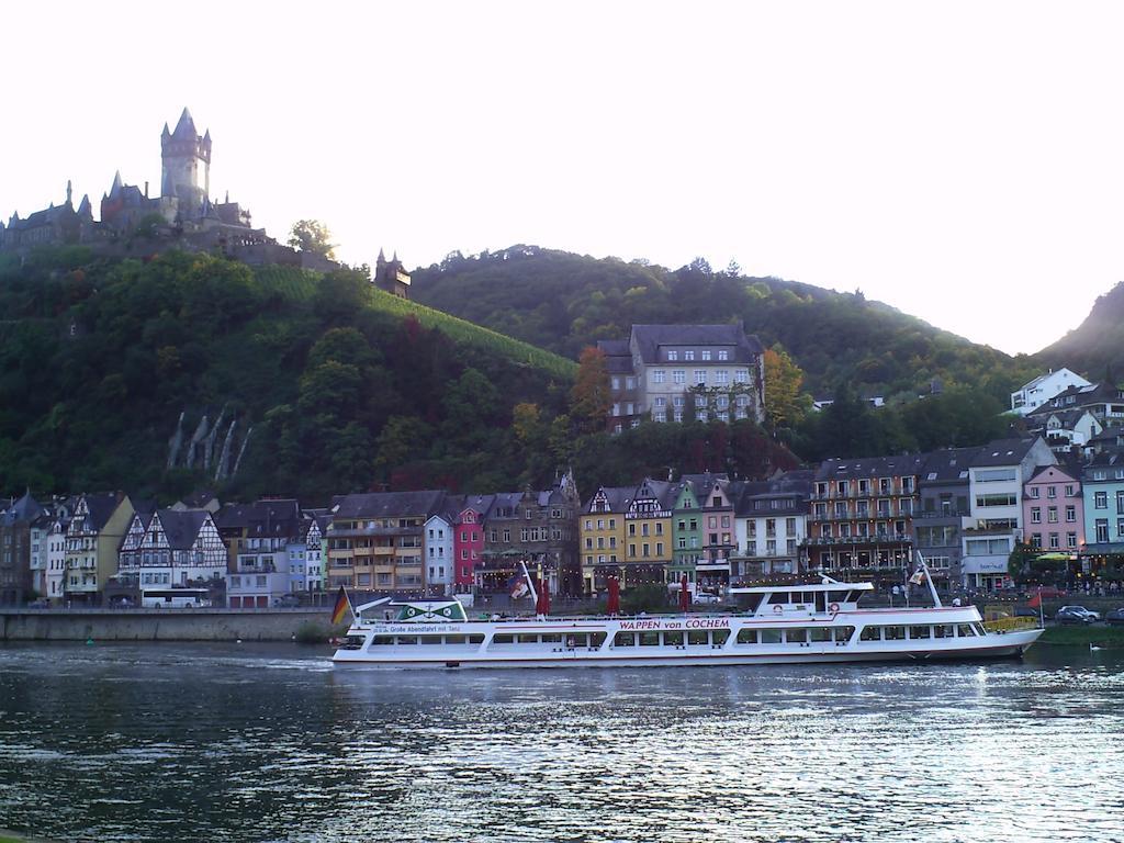 Haus-Anka Hotel Cochem Luaran gambar